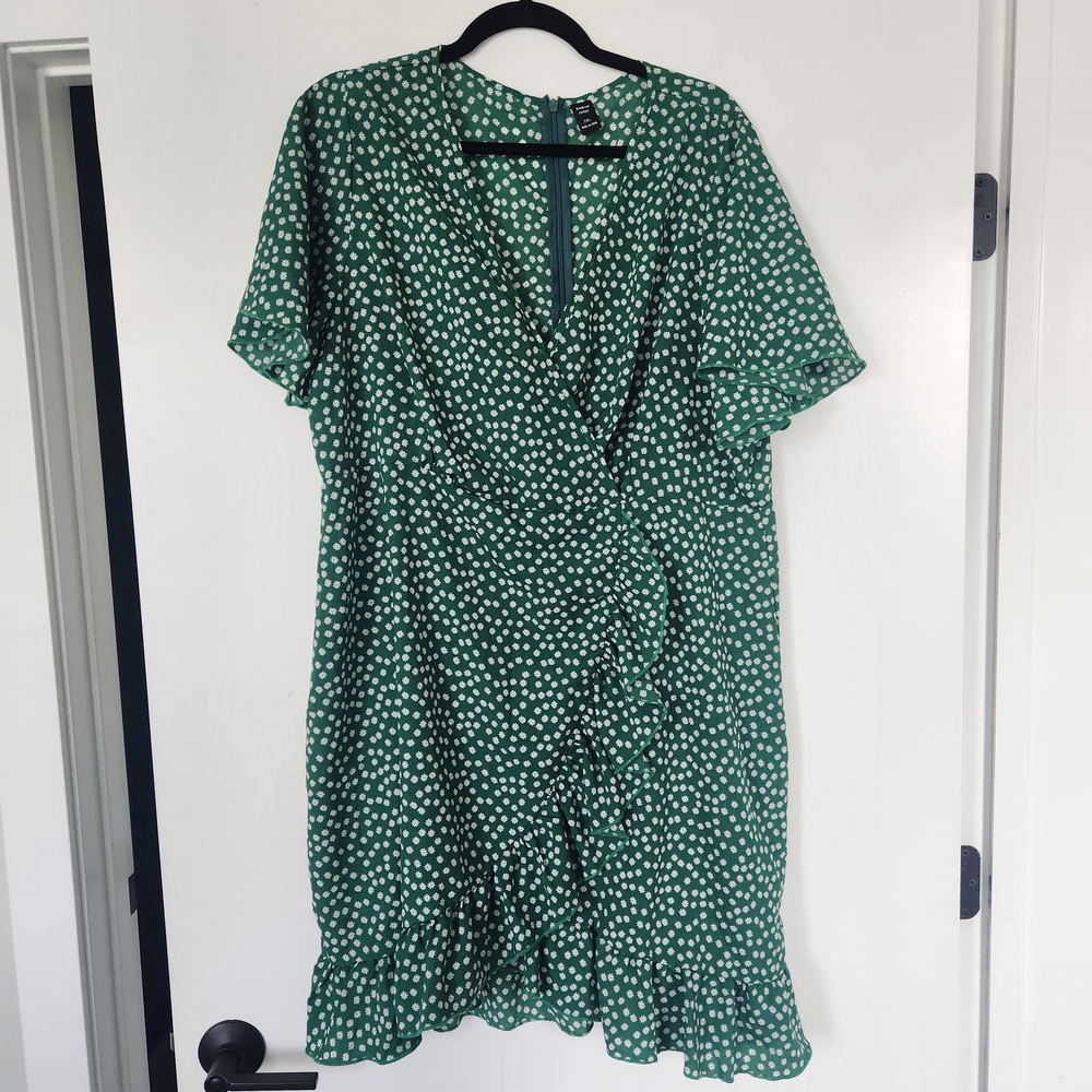 SHEIN Green Floral Midi Dress